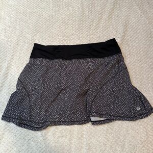 lululemon athletica Circuit Breaker Skirt - Arctic Grey Black 6 tall